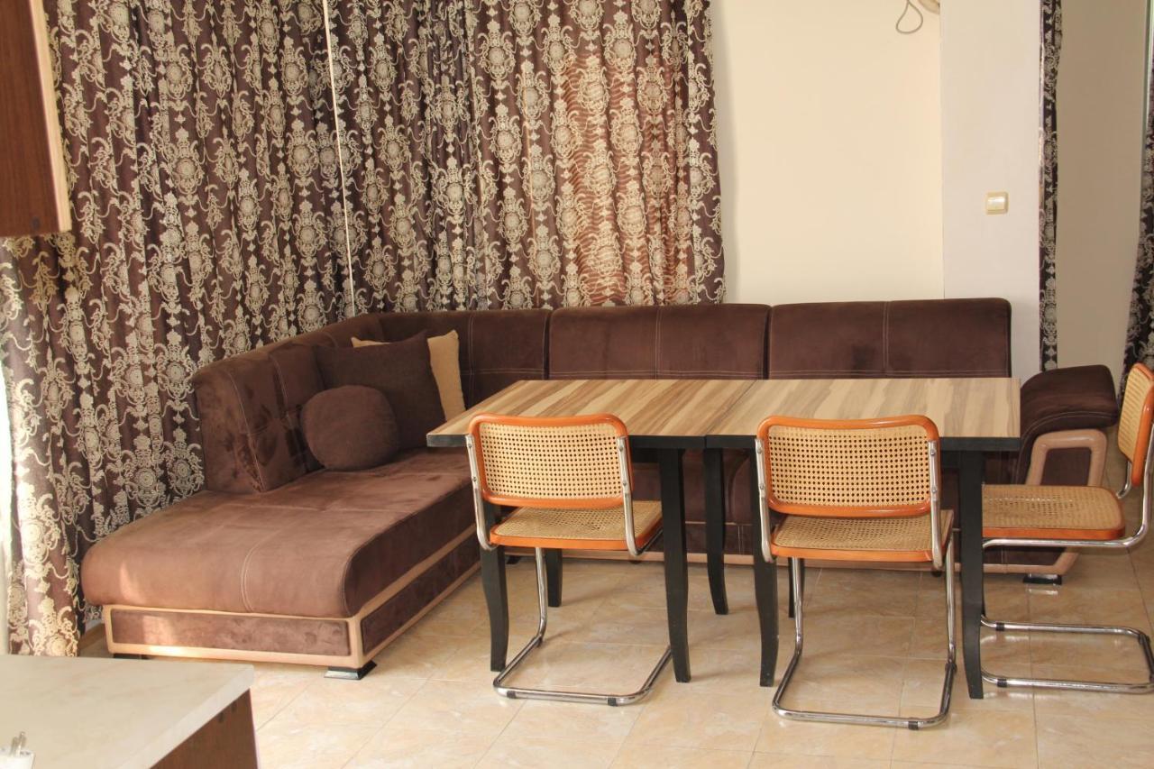 Ivtour Apartments In Yalta Complex Goldstrand Exterior foto